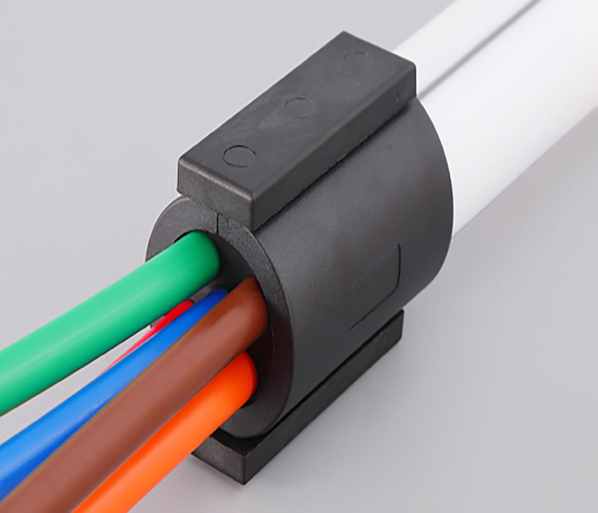 Divisible Duct Seal Connector